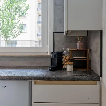 Apartment App Alex